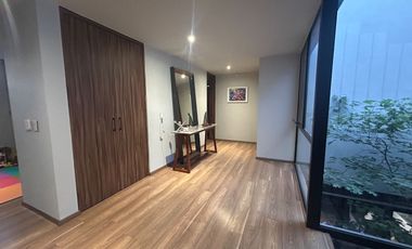 ¡Casa de Lujo en Venta en Los Robles Residencial, Coto Castaños!
