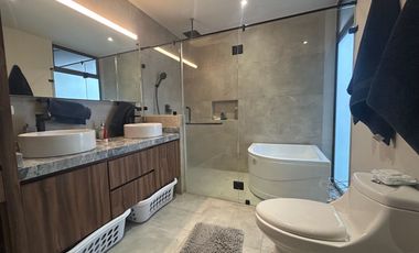 ¡Casa de Lujo en Venta en Los Robles Residencial, Coto Castaños!