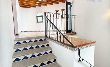 CASA RESIDENCIAL EN RENTA COL MARFIL