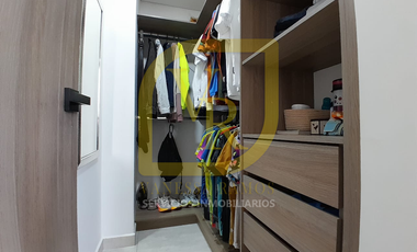 Apartamento Amoblado en Arriendo