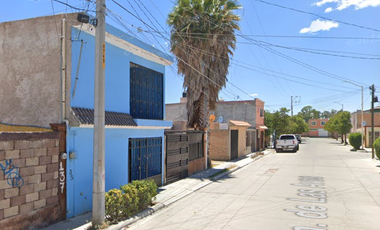 Venta de bonita y acogedora casa en Jardines Del Real Durango