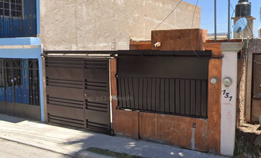 Venta de bonita y acogedora casa en Jardines Del Real Durango