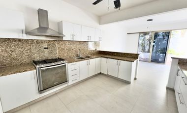 RENTA CASA SIN AMUEBLAR EN HUAYACAN