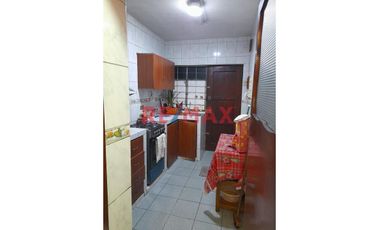 Casa De Dos Pisos Mas Azotea En El Rimac
