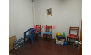 Casa De Dos Pisos Mas Azotea En El Rimac