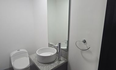 Alquilo QUO Luxury Apartaments, amoblado Frente Mall del Sol 2 dormitorios