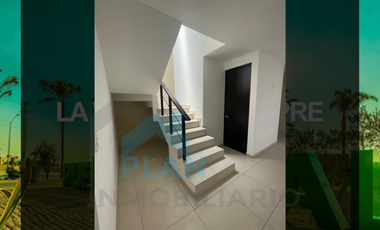 Bonita Casa en Renta  en Puerta Real