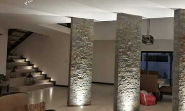 Amplia Casa en venta en residencial club Norte Mérida con 4 recamaras