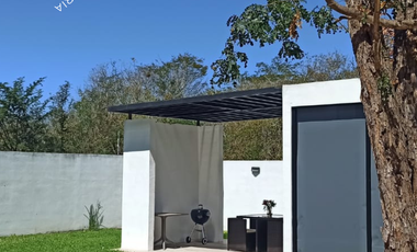 Amplia Casa en venta en residencial club Norte Mérida con 4 recamaras