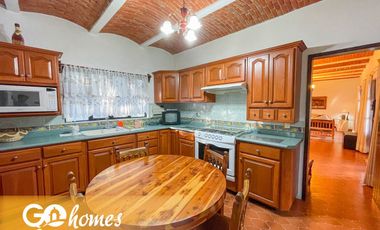 Casa en venta en Tequisquiapan, fraccionamiento centrico Los claustros!