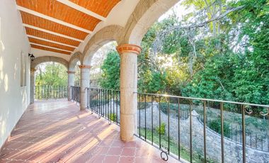 Casa en venta en Tequisquiapan, fraccionamiento centrico Los claustros!