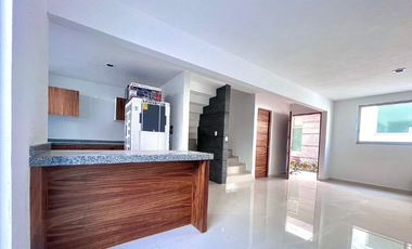 CASA NUEVA EN CONDOMINIO, LOMAS TRUJILLO