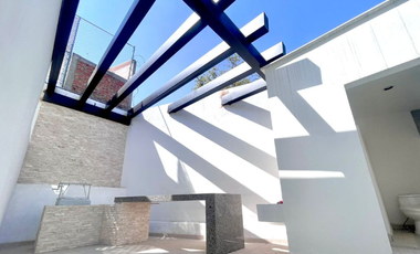 CASA NUEVA EN CONDOMINIO, LOMAS TRUJILLO