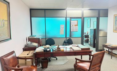 Oficina en venta,  Los  Balsos,  Poblado, Medellin