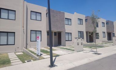 CASA EN VENTA 3 HABITACIONES Y SALA DE TV EN CD MESETA TOTALMENTE EQUIPADA Y GASTOS AL 5%