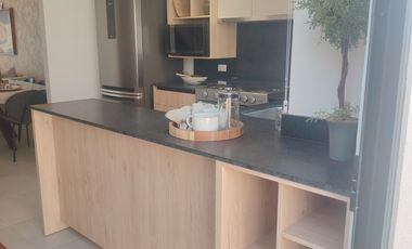 CASA EN VENTA 3 HABITACIONES Y SALA DE TV EN CD MESETA TOTALMENTE EQUIPADA Y GASTOS AL 5%