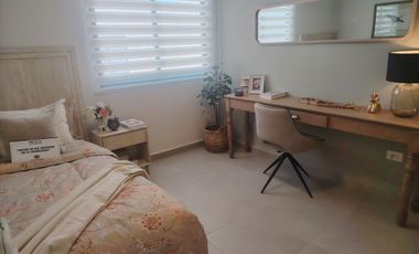 CASA EN VENTA 3 HABITACIONES Y SALA DE TV EN CD MESETA TOTALMENTE EQUIPADA Y GASTOS AL 5%