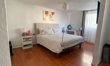 CASA EN VENTA REMODELADA 3 PISOS