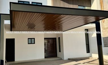 CASA EN VENTA  FRACC. ALTOZANO $5,700,000.