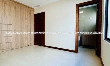 CASA EN VENTA  FRACC. ALTOZANO $5,700,000.