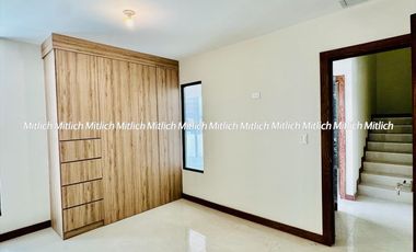 CASA EN VENTA  FRACC. ALTOZANO $5,700,000.