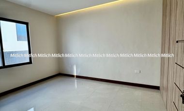 CASA EN VENTA  FRACC. ALTOZANO $5,700,000.