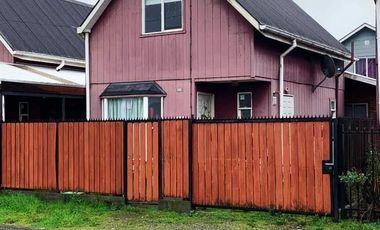 Casa y cabaña en venta en Villarrica