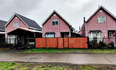 Casa y cabaña en venta en Villarrica