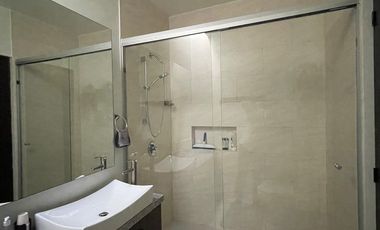SE VENDE EXCLUSIVA CASA CON PANELES SOLARES EN PLAYA DEL CARMEN DE ENTREGA INMEDIATA