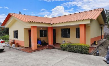 FINCA, CON DOS CASAS, EN PAMBAHACIENDA-MASCARILLA, MIRA A 30 MINUTOS DE IBARRA
