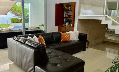 VENDO CASA RUMBO A PASO DEL TORO