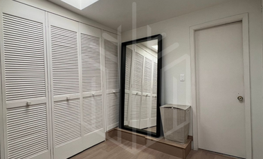 CASA EXCLUSIVA EN VENTA CON VISTA AL GOLF EN VALLESCONDIDO