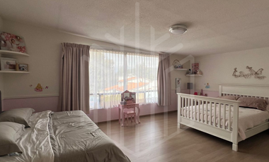 CASA EXCLUSIVA EN VENTA CON VISTA AL GOLF EN VALLESCONDIDO
