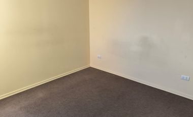 Depto a pasos Troncal, sector calle Cardenal Samore