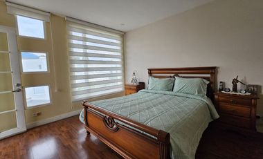 Vendo Casa de 3 Dormitorios  en La Primavera,Cumbayá en Urbanización