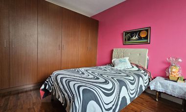 Vendo Casa de 3 Dormitorios  en La Primavera,Cumbayá en Urbanización