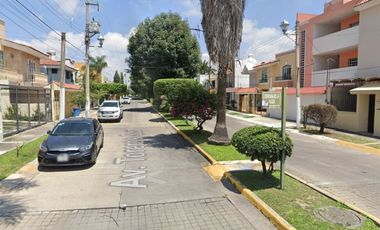 ¡¡Atención Inversionistas!! Venta de Casa en Remate Bancario Chapalita las Fuentes, Zapopan.