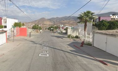 Sk16 - Casa En Remate Bancario En C.de Los Abetos, Priv Alamo, Paseos Del Vergel tijuana B.c. (65% Debajo Del Valor Comercial Solo Recurso Propio)