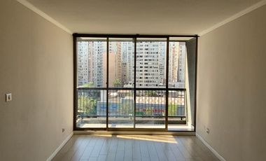 DEPARTAMENTO AMPLIO. CERCANO METRO STA. LUCIA