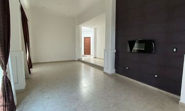 Casa en RENTA, Fracc. Vista Real, San Andrés Cholula, Pue.
