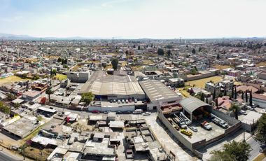 Bodega en renta San Mateo Atenco, frente zona industrial, paseo tollocan, salida a dos calles.
