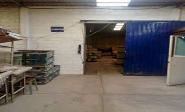 Bodega en renta San Mateo Atenco, frente zona industrial, paseo tollocan, salida a dos calles.
