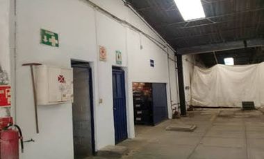 Bodega en renta San Mateo Atenco, frente zona industrial, paseo tollocan, salida a dos calles.