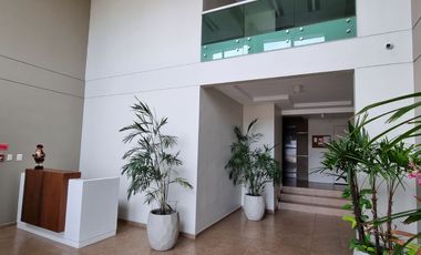 Alquilo Departamento 3 Dormitorios La Vista Towers 2 Parqueos Sector City Mall