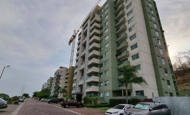 Alquilo Departamento 3 Dormitorios La Vista Towers 2 Parqueos Sector City Mall