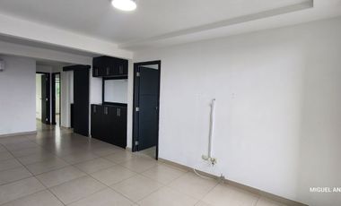 Alquilo Departamento 3 Dormitorios La Vista Towers 2 Parqueos Sector City Mall
