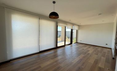 SE VENDE CASA