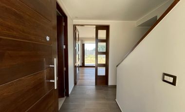 SE VENDE CASA