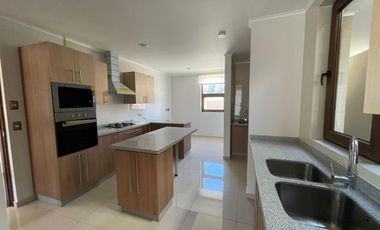 SE VENDE CASA