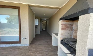 SE VENDE CASA